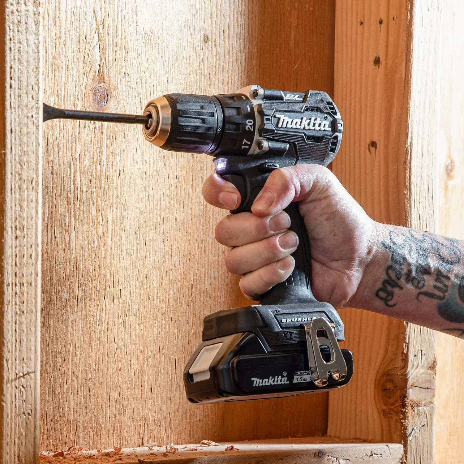 Makita (CX203SYB)  LXT® Sub‑Compact Brushless  2 pc. Combo Kit (1.5Ah)