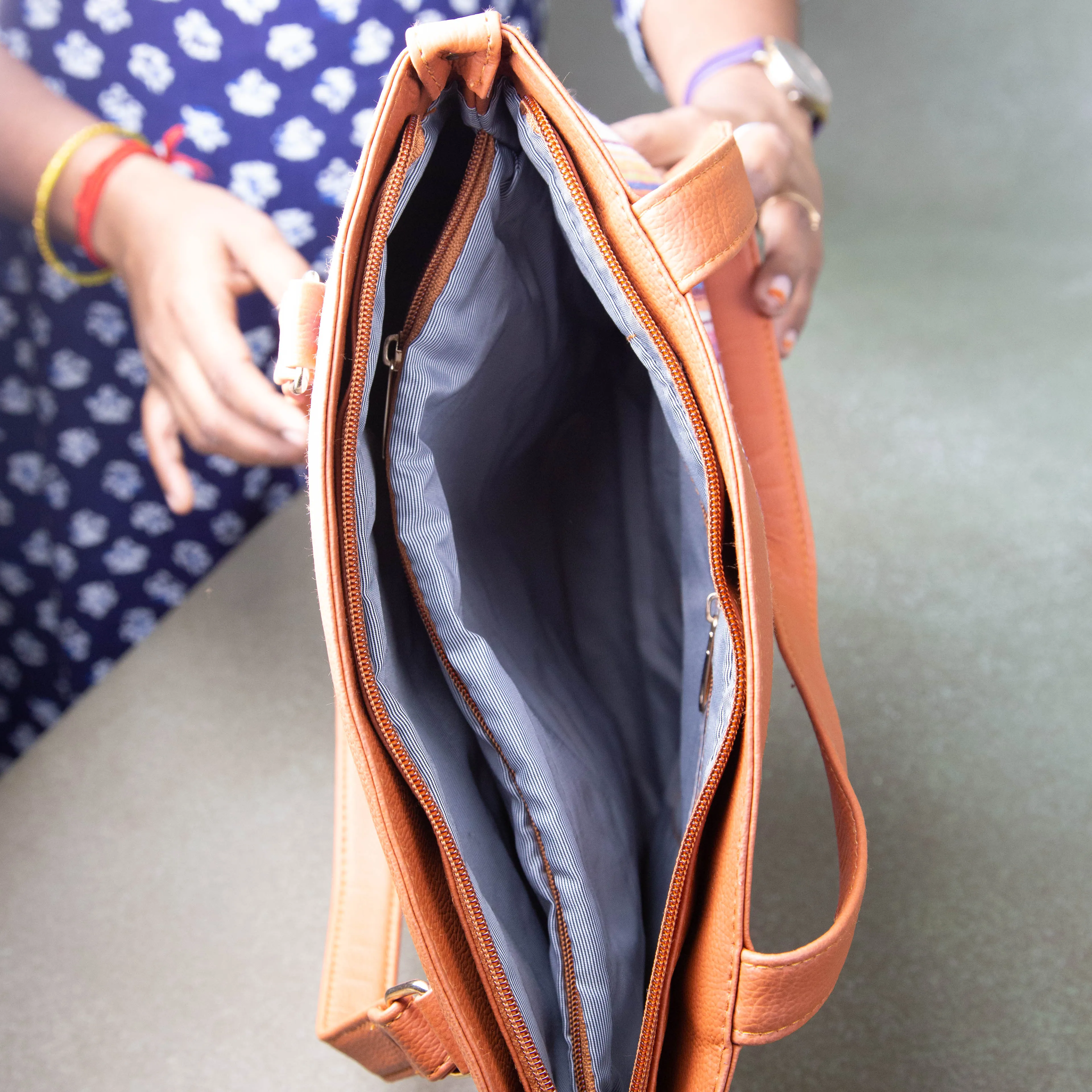 Water-Resistant Office goer Tote Multi-Colour